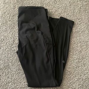 black lululemon leggings